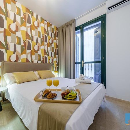 Malaga Central Suites - New Release Kültér fotó